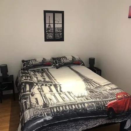 Hyper Centre - Wifi Fibre Gratuit - Jergweloh - Le Parisien